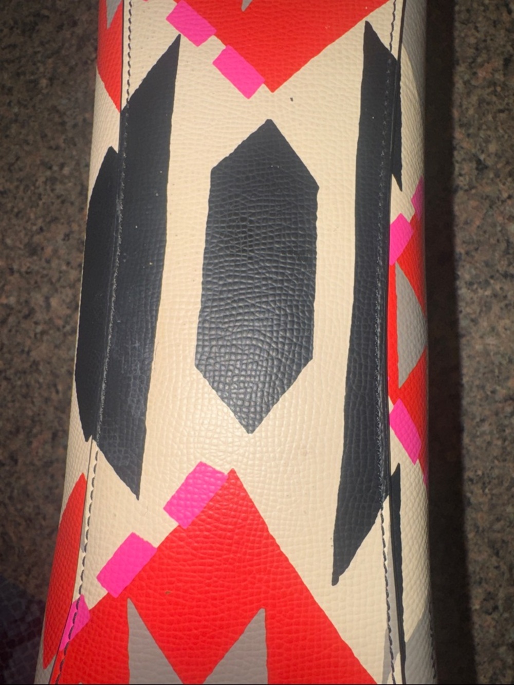 COACH RARE HARD TO FIND CLUTCH IN AZTEC PRINT (like new) - Picture 4 of 10